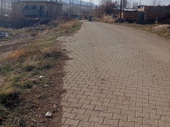 GÜNEYSINIR KAYAAĞZI SATILIK 661m² MÜSTAKİL ARSA